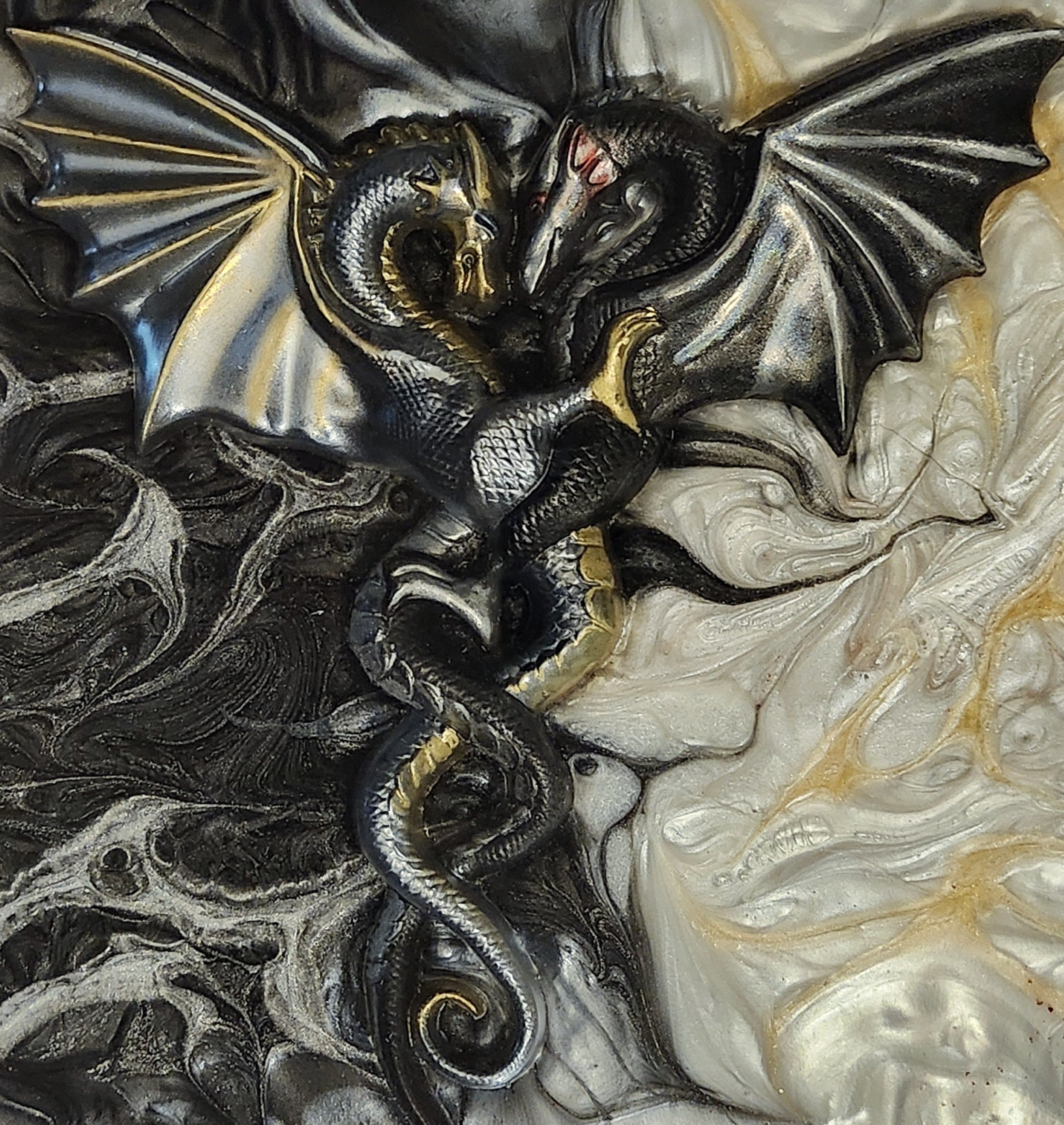Yin and Yang Dragon — 3D Resin-Display-Riser Tray-with Silver Legs